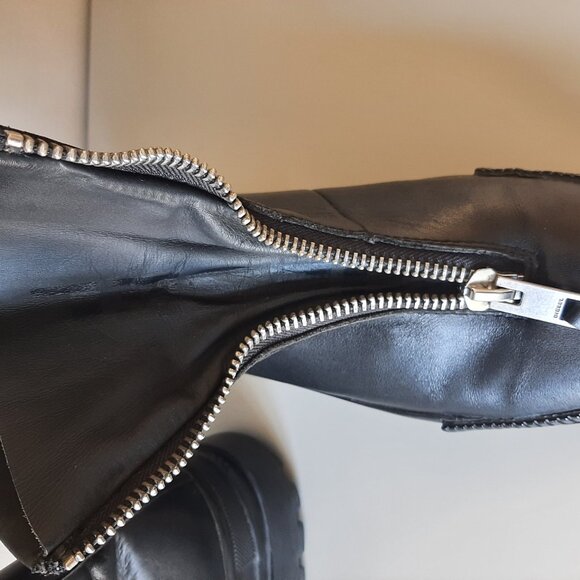 DIESEL - Black Front-zip Ankle Boots - H-Vaiont-Chz - Men's 9 US - Picture 11 of 16